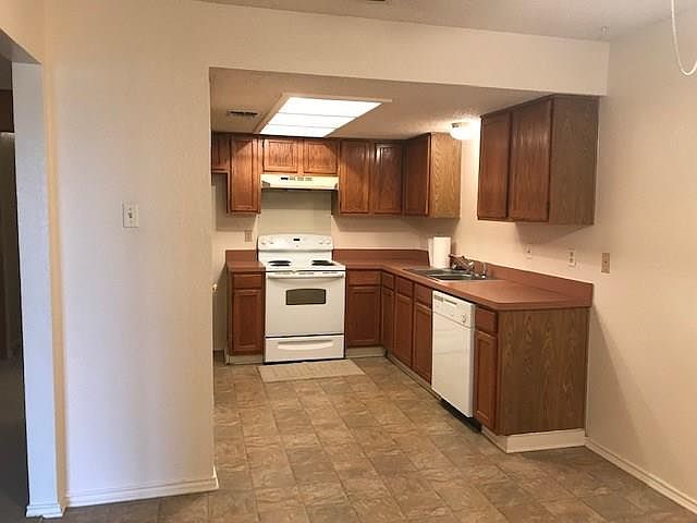 1st image of 2705 Stanford St #A