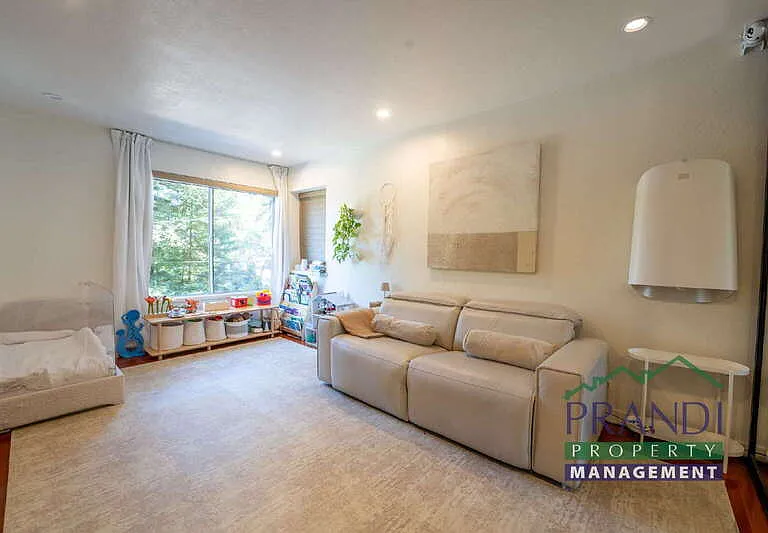 57 Fremont Rd — Photo 23