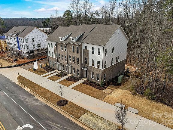 2nd image of 2219 Noble Townes Way