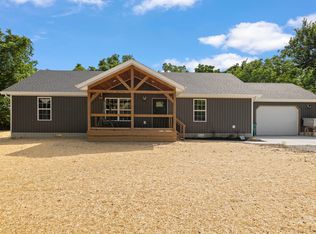 1219 Hart Rd, Macomb, MO 65702