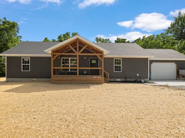 1219 Hart Road, Macomb, MO 65702