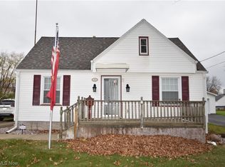 748 Meadowbrook Ave SE, Warren, OH