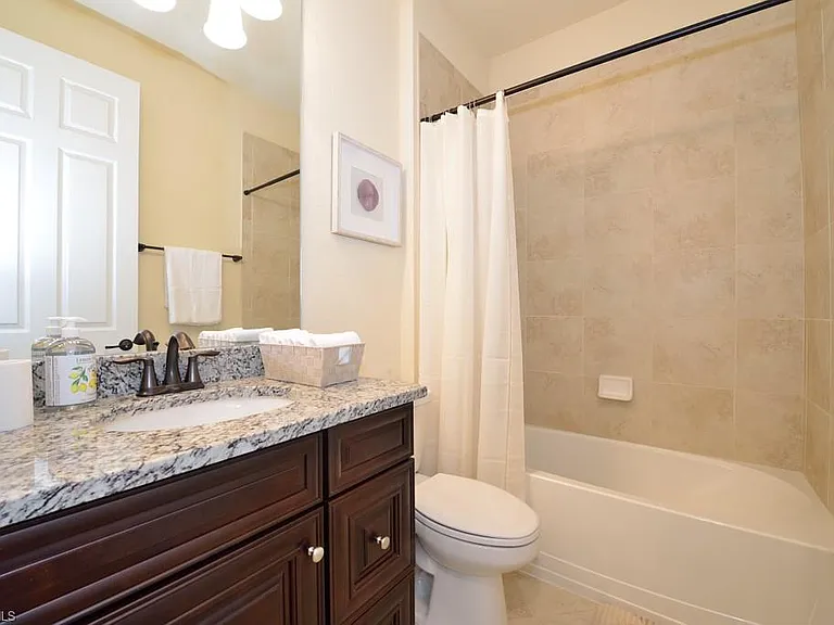28096 Edenderry Ct — Photo 11