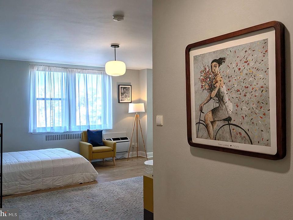 1st image of 2601 Pennsylvania Ave APT 403