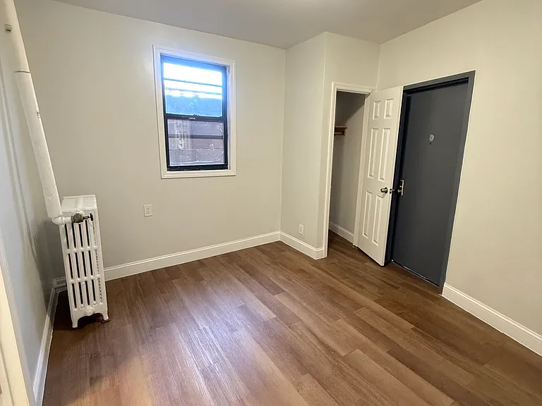 69 N Broadway #1 — Photo 3