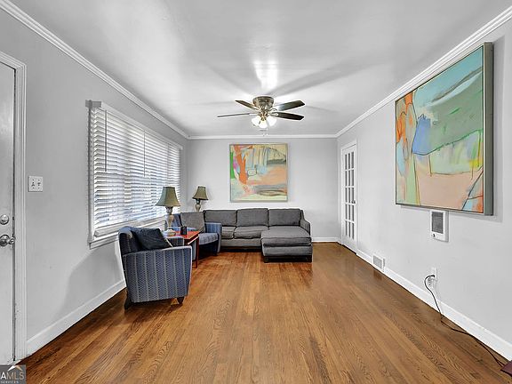 2nd image of 804 Rowland Rd