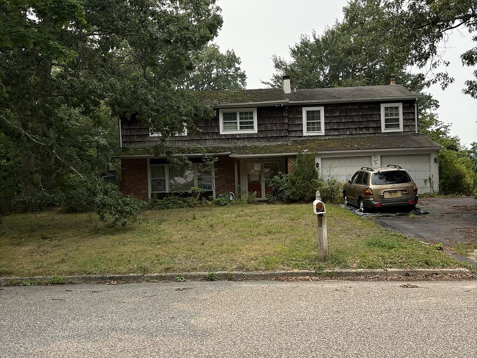 2nd image of 36 Forest Lane