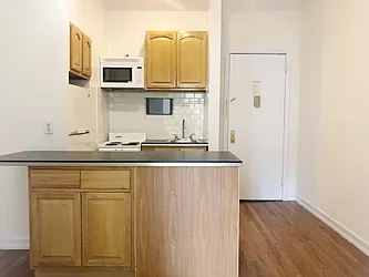 Rented by City Connections Realty