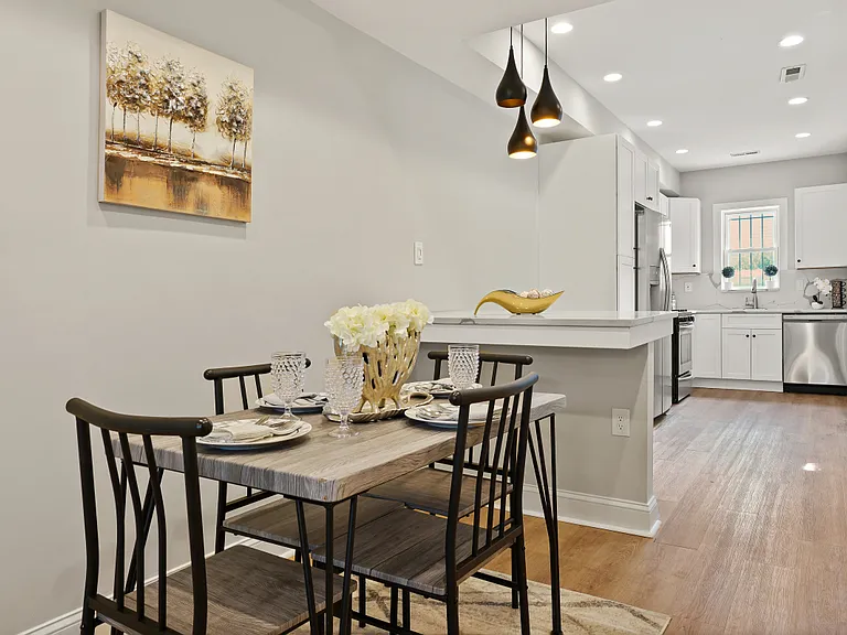 3207 Sherman Ave NW — Photo 9
