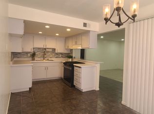 5041 Dunbar Dr, Huntington Beach, CA 92649