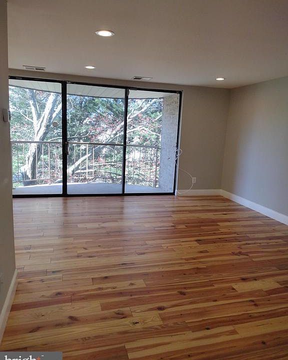 1st image of 3360 Huntley Square Dr APT A-1