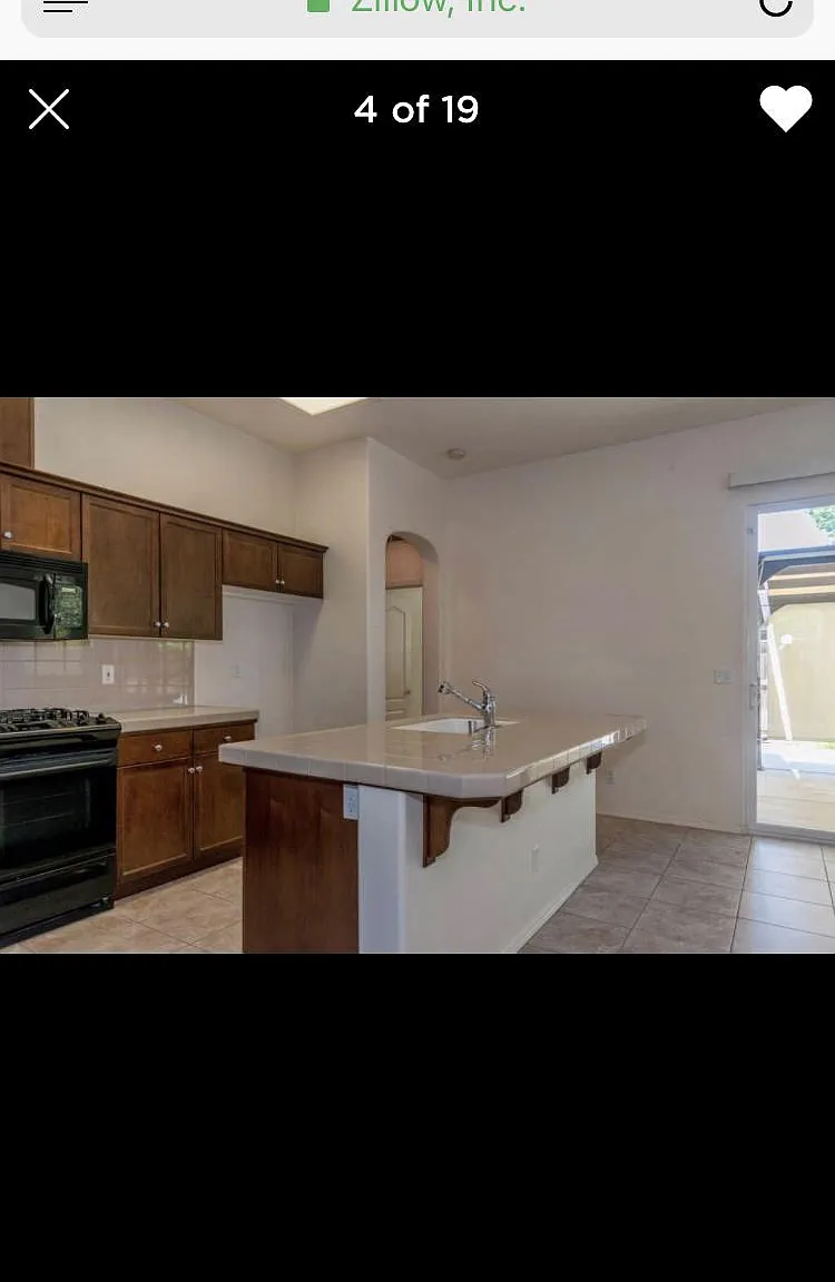 3 bed, 1256 sqft, $2,250 — Photo 4