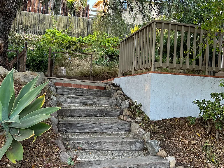 465 El Sueno Rd — Photo 20