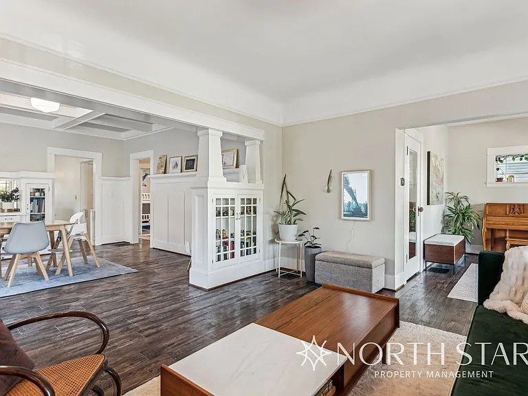 2224 NE 46th Ave — Photo 8