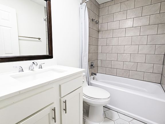 5th image of 5803 Waterman Blvd APT 2W