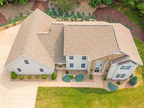 3rd image of 194 Kaseville Rd