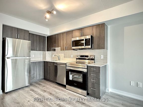 5th image of 1480 Bayly St W #1202