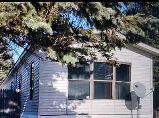 1068 N Lancer Ln, Ludington, MI 49431