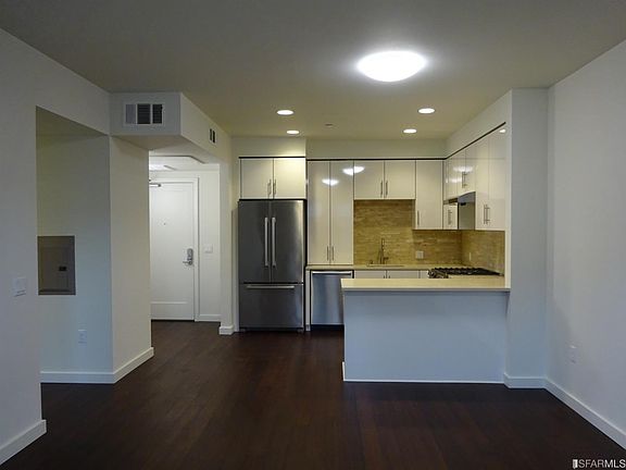 3rd image of 50 Jerrold Ave #207