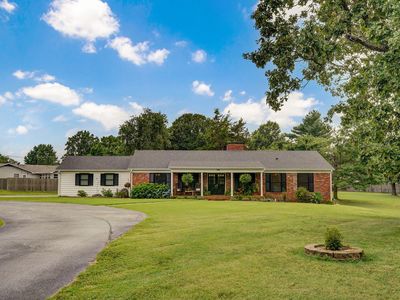 339 S Cedarbrook, Monett, MO, 65708