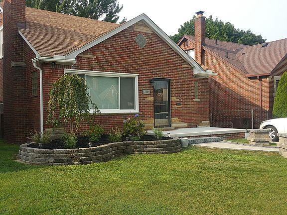 3rd image of 13169 Catalpa St