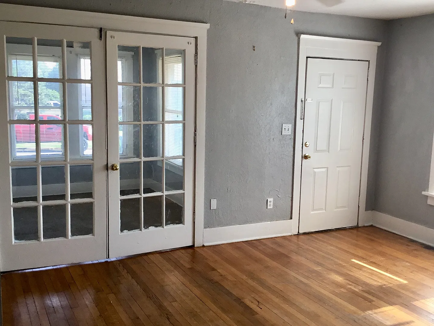 Wonderful 2 Bedroom Duplex Near Bricktown For Lease !! — Photo 4