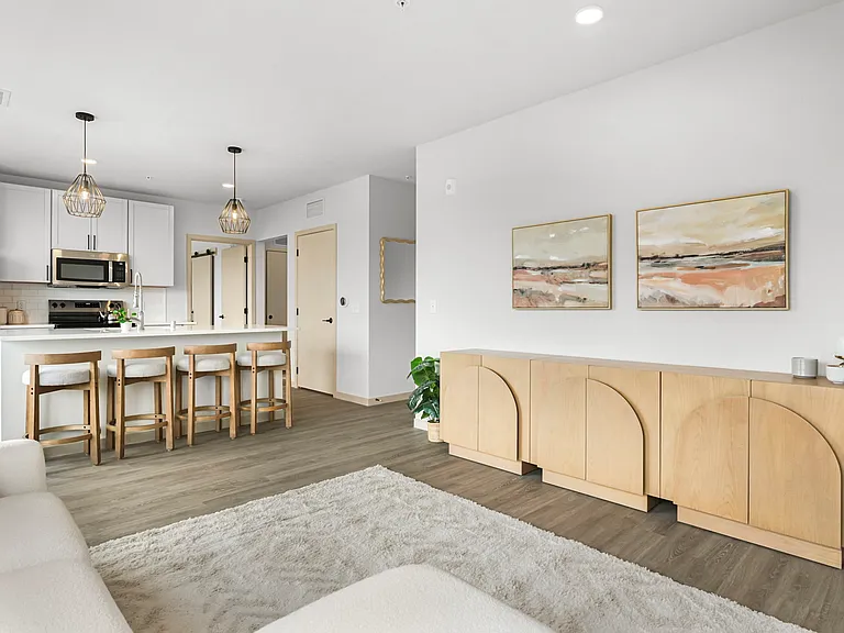 The Waverly — Photo 3