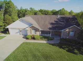 210 Quail Ridge Ct, Union, MO 63084