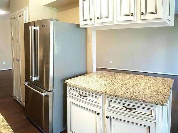 5th image of 11216 Chestnut Grove Sq APT 117