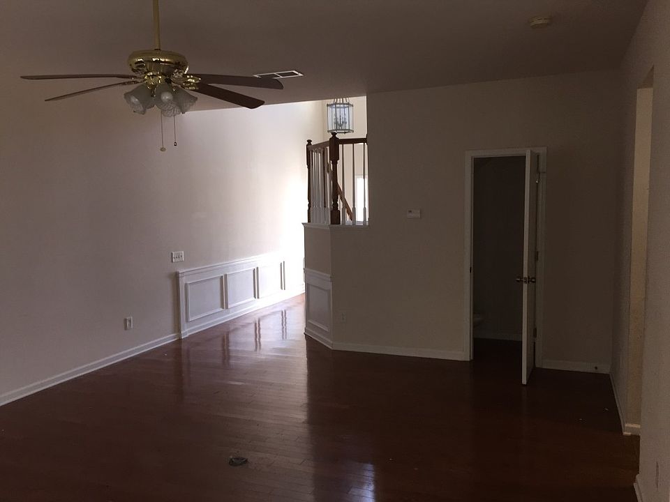 2nd image of 9903 Fallon Trace Ave