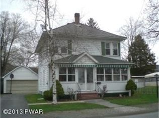 409 1st St, Matamoras, PA 18336