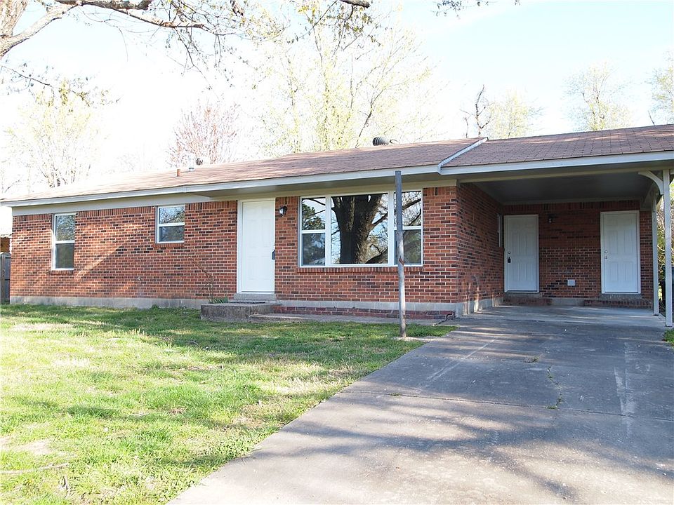 1st image of 2404 Cottonwood Pl