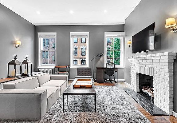3rd image of 198 W 10th St APT 7