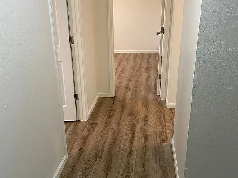 642 32nd Ave SE #5 — Photo 13