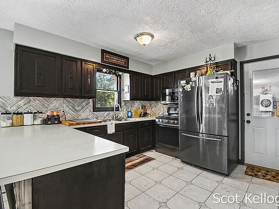 5th image of 4118 16th St