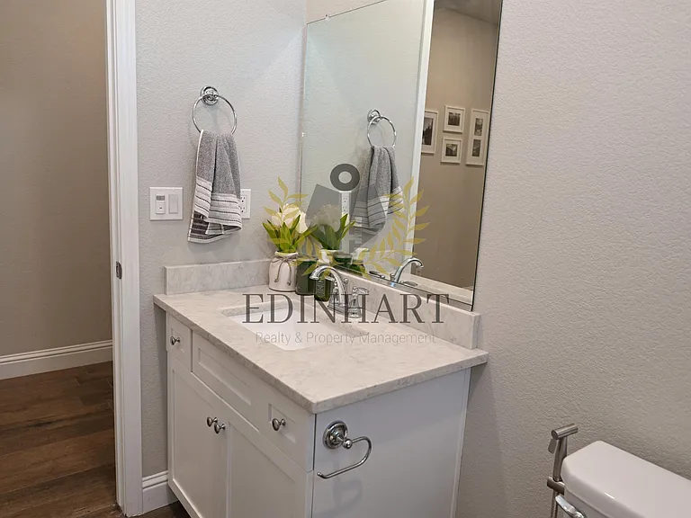 1439 E Via Albero Dr — Photo 18