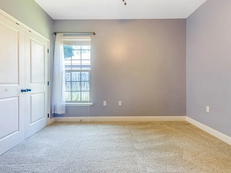 651 Powell Dr NE — Photo 27