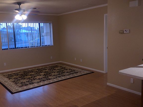 3rd image of 2876 Bamboo Dr
