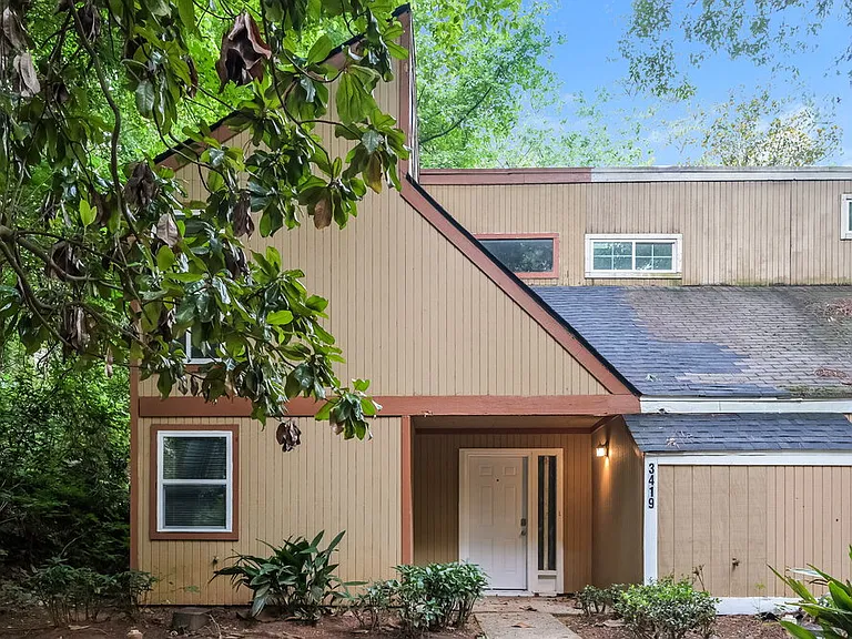 3419 Cobbs Ferry Dr — Photo 1