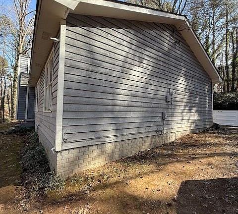 4th image of 129 Summit Ridge Dr SE