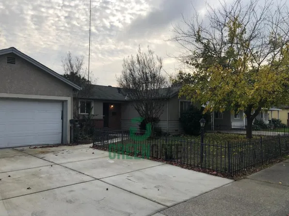 2726 W De Ovan Ave, Stockton, CA 95204