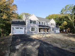 48 East St #A, Foxboro, MA 02035