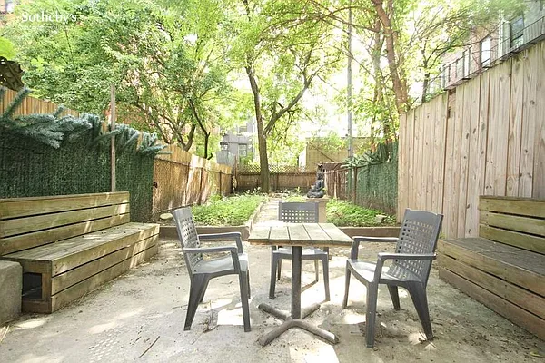 Rented by Sotheby's International Realty | media 8