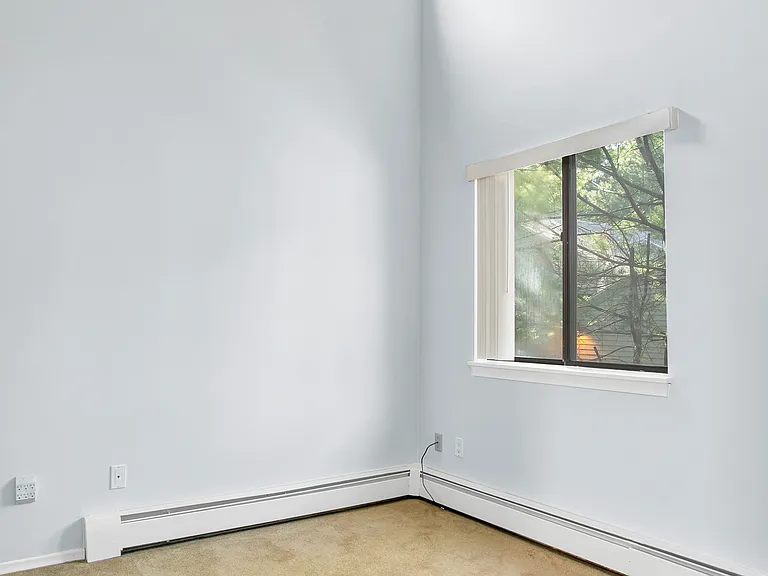 9 Talcott Forest Rd #C — Photo 15
