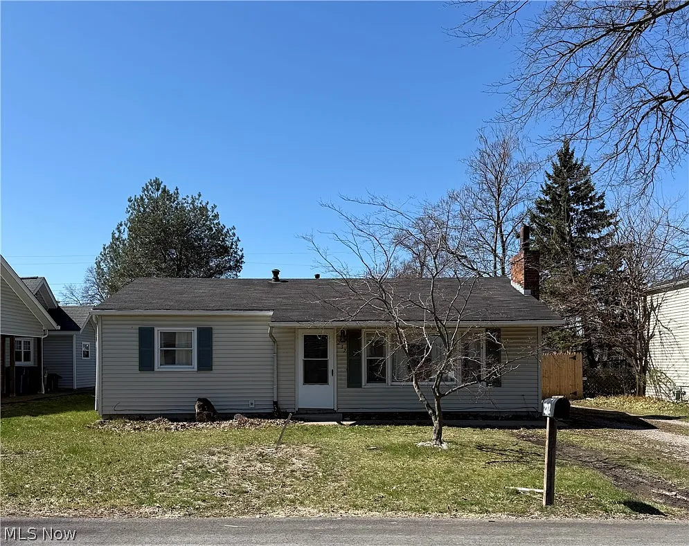 232 Parkland Blvd photo 1