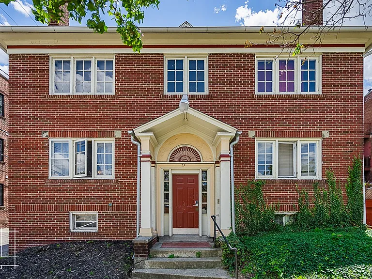 29 W. 1st Ave — Photo 3