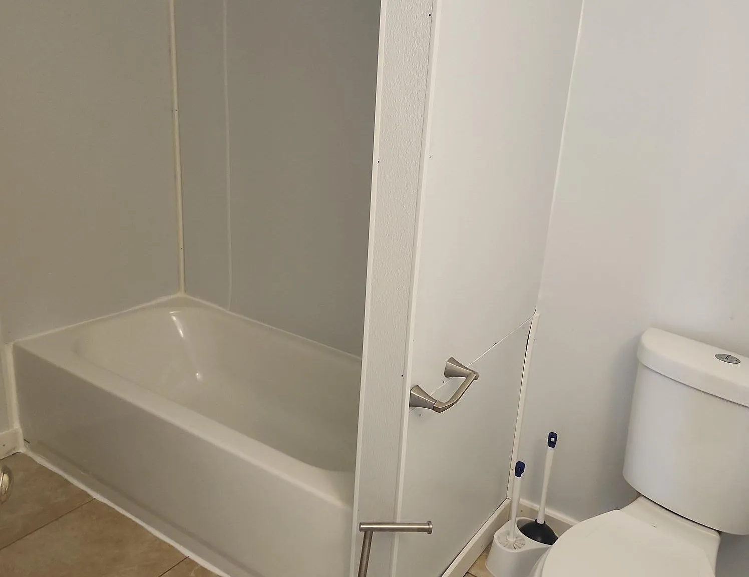 3 bed, 1144 sqft, $1,350 — Photo 3