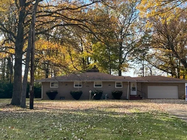 152 N Park St, Oberlin, OH 44074