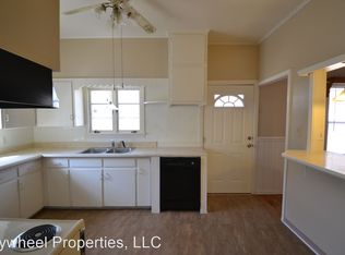 417 Lane St, Clay Center, KS 67432