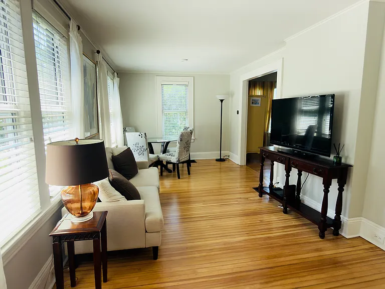 324 Villa Ave — Photo 7